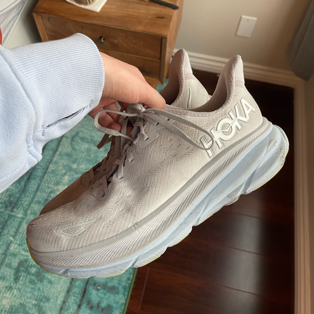 Hoka Clifton 9